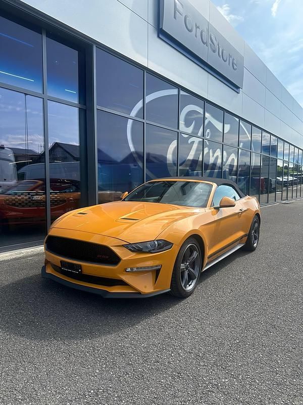 Gebraucht Ford Mustang GT Convertible 449 PS (330 kW) 2023 Orange Cabrio
