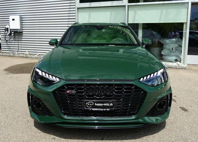 Gebraucht Audi RS4 Exclusive 450 PS (330 kW) 2022 Grün Kombi