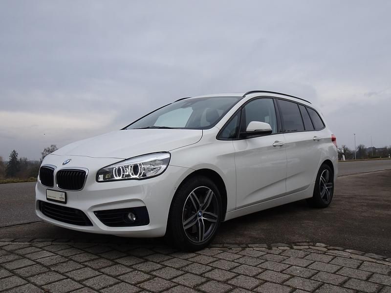 Gebraucht BMW 220 Gran Tourer Sport Line 190 PS (139 kW) 2015 Van / Kleinbus