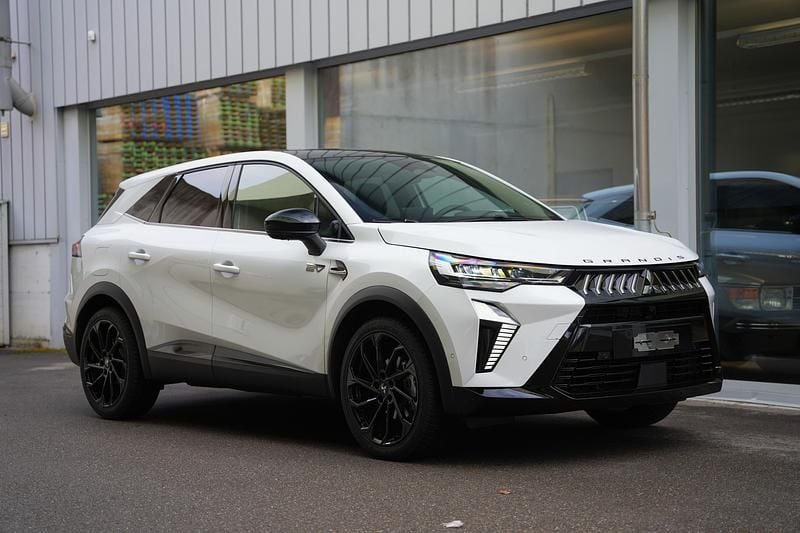 Neu Mitsubishi Grandis Instyle 158 PS (116 kW) 2025 Weiss SUV