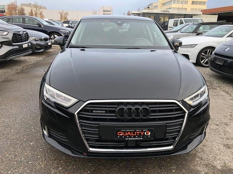 Gebraucht Audi A3 Attraction 184 PS (135 kW) 2019 Limousine