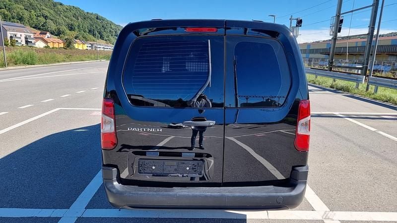 Gebraucht Peugeot Partner S 130 PS (95 kW) 2023 Van / Kleinbus