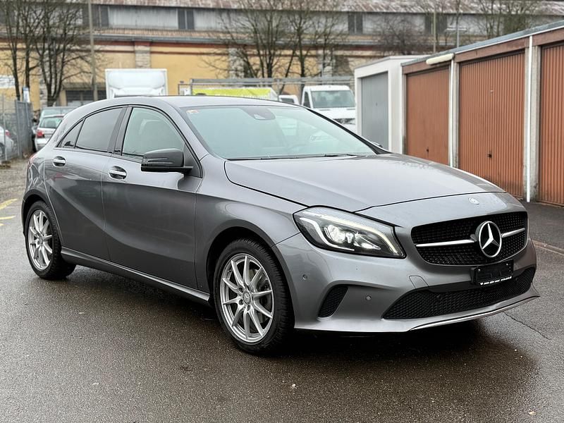 Gebraucht Mercedes A200 Urban 156 PS (114 kW) 2016