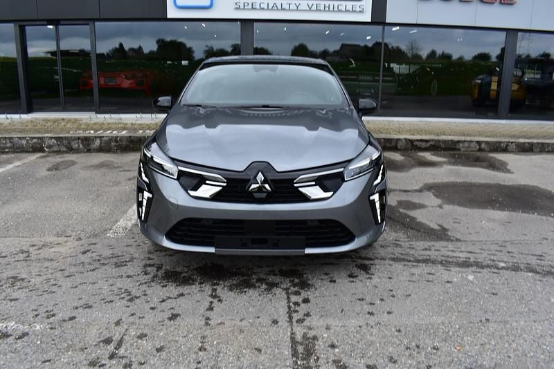 Neu Mitsubishi Colt Intense 145 PS (106 kW) 2025 Grau SUV