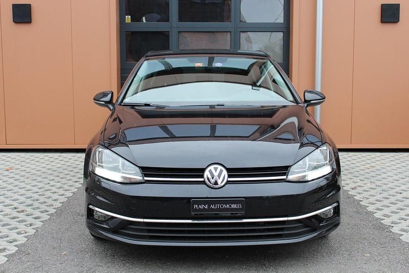 Gebraucht VW Golf VII Comfortline 125 PS (91 kW) 2018 Limousine