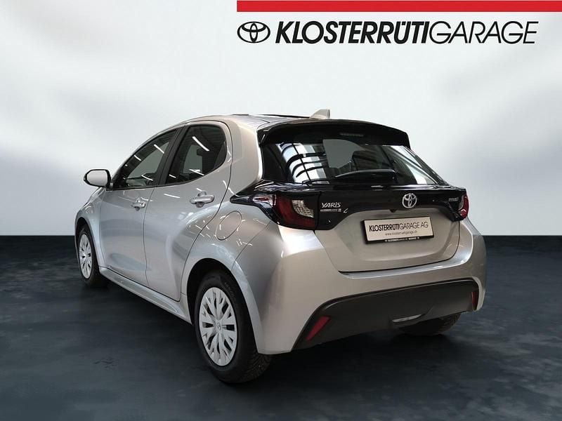 Gebraucht Toyota Yaris Hybrid Comfort 116 PS (85 kW) 2023 Limousine