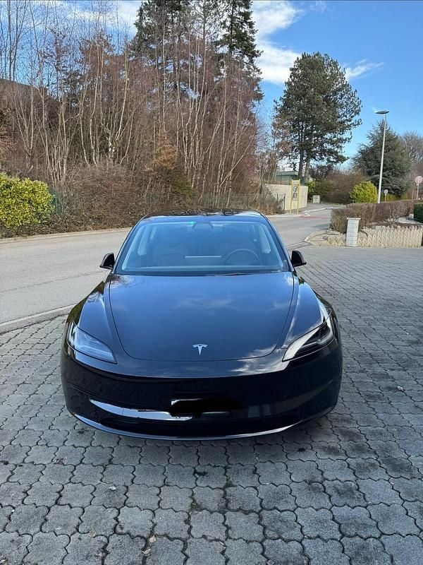 Gebraucht Tesla Model 3 RWD 208 kW (283 PS) 2024 Limousine