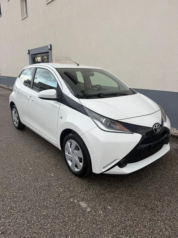 Gebraucht 2015 Toyota Aygo X-play Kleinwagen | CHF 6’500 (Fairer Preis) - Bild 1/4