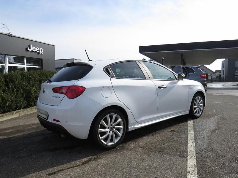 Gebraucht Alfa Romeo Giulietta Veloce 241 PS (177 kW) 2018 Weiss Kleinwagen
