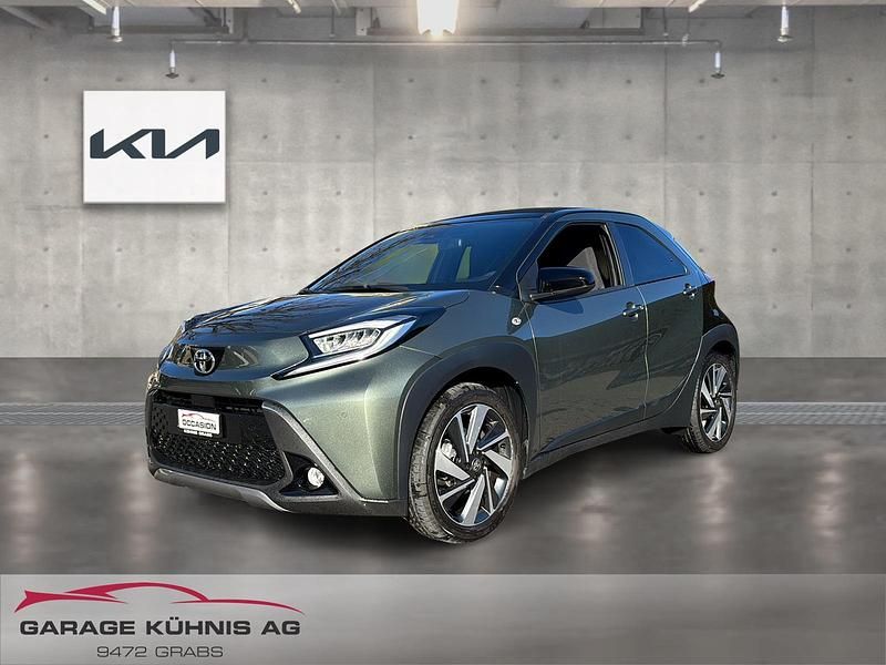 Gebraucht Toyota Aygo X Style 72 PS (52 kW) 2024 Grün SUV