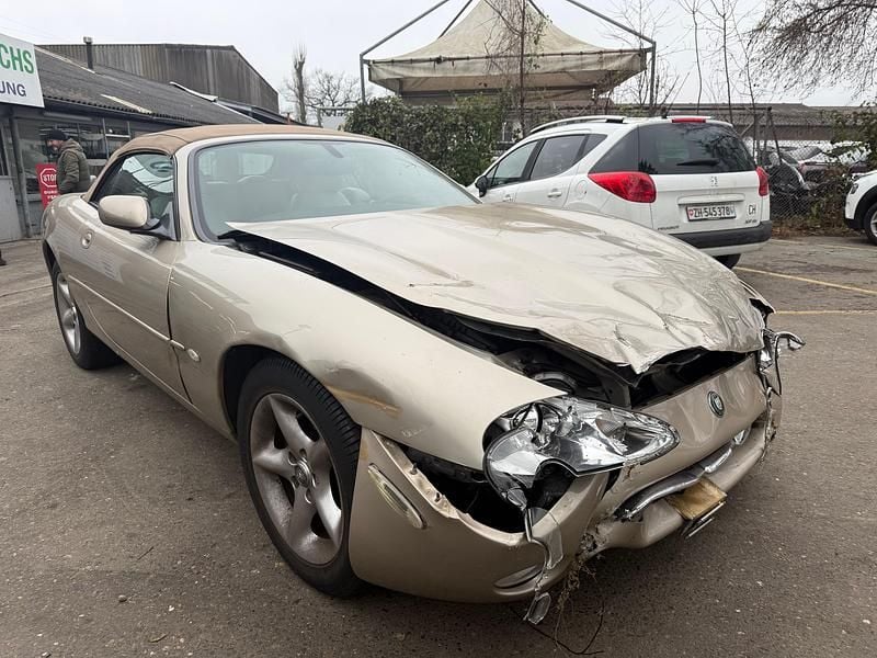 Gebraucht 2000 Jaguar XK8 Cabrio | CHF 3’999 - Bild 1/4