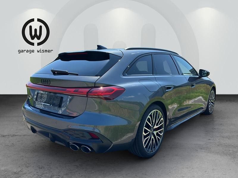 Neu Audi S5 Ambiente 368 PS (270 kW) 2025 Grau Kombi