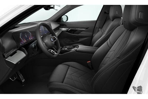 Gebraucht BMW 520 M Sport 208 PS (152 kW) 2025 Kombi