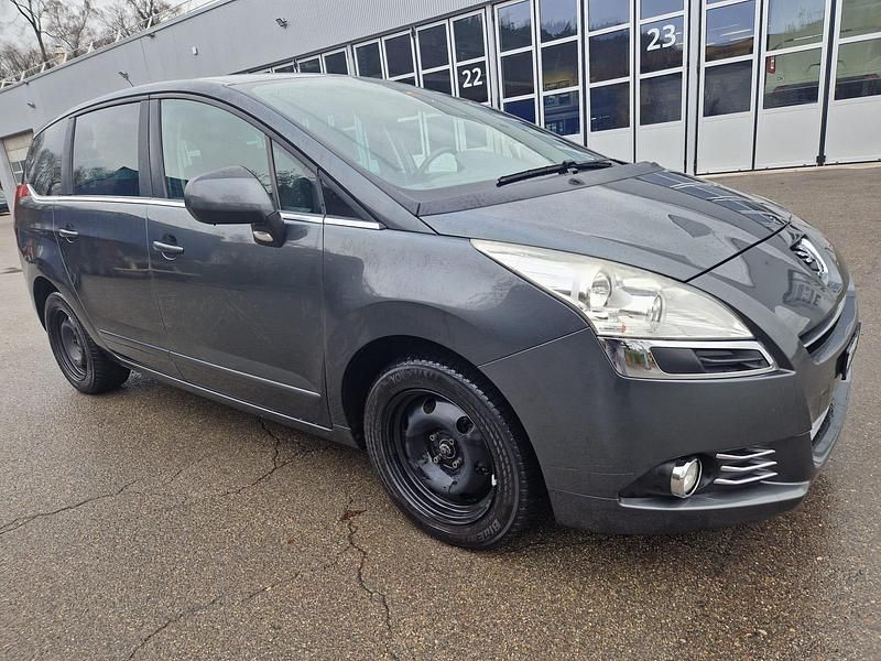 Gebraucht 2012 Peugeot 5008 Family | CHF 3’500 (Etwas zu teuer) - Bild 1/4