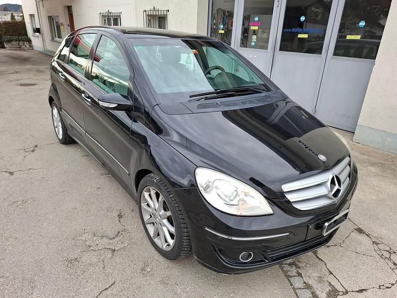 Gebraucht Mercedes B200 140 PS (102 kW) 2007 Van / Kleinbus
