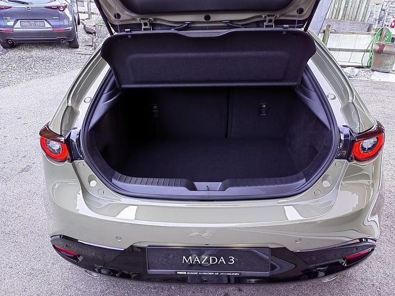 Neu Mazda 3 Homura-Line 186 PS (136 kW) 2025 Kleinwagen