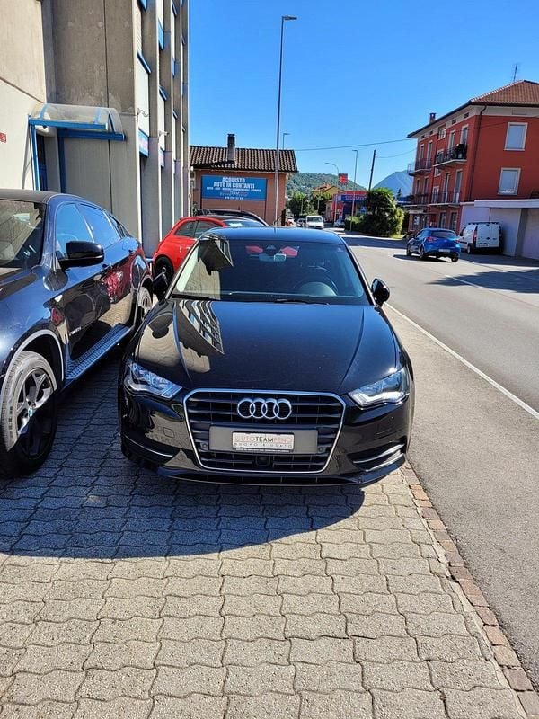 Gebraucht Audi A3 Ambiente 150 PS (110 kW) 2015 Limousine