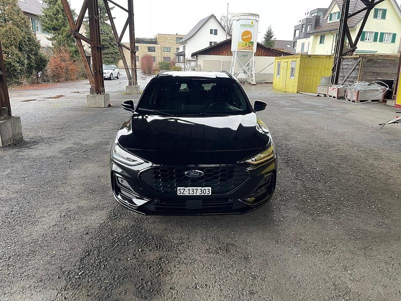 Gebraucht Ford Focus ST-Line 155 PS (114 kW) 2023