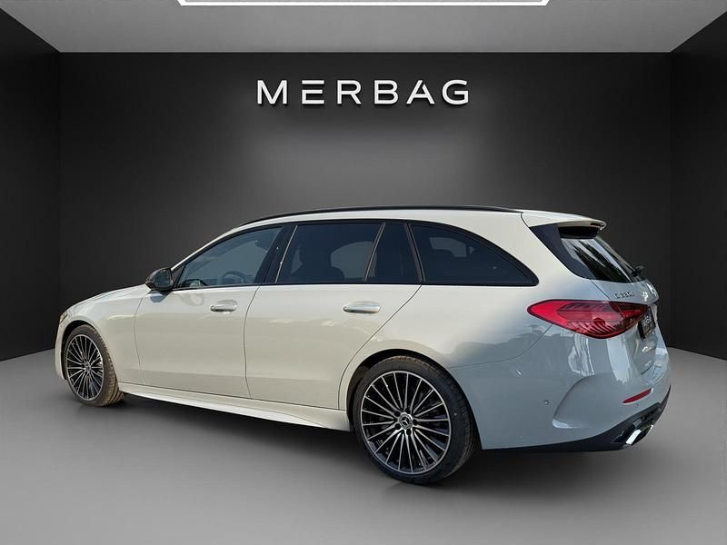 Neu Mercedes C220 197 PS (144 kW) 2025 Grau Kombi