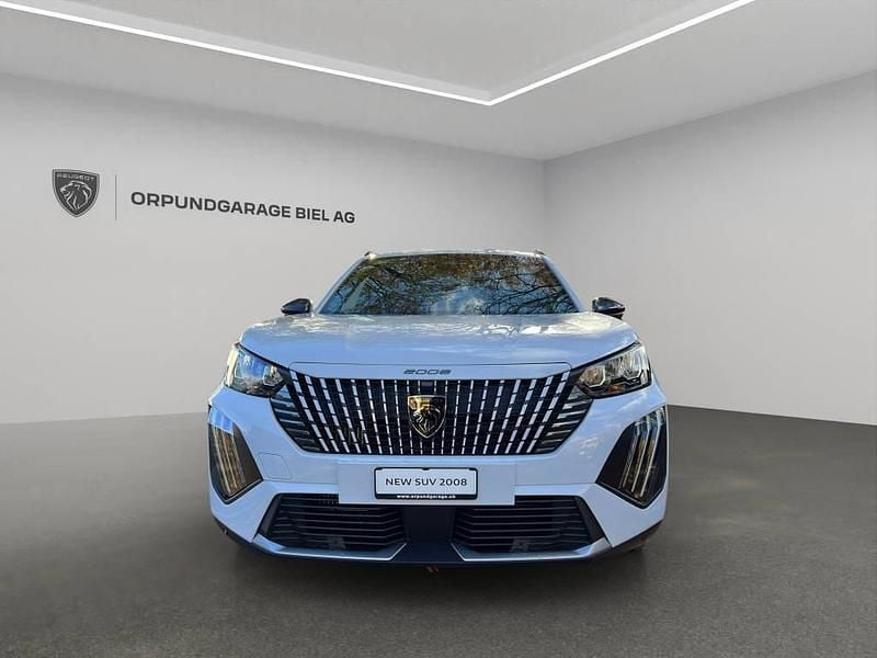 Neu Peugeot 2008 Allure Premium 145 PS (106 kW) 2026 SUV