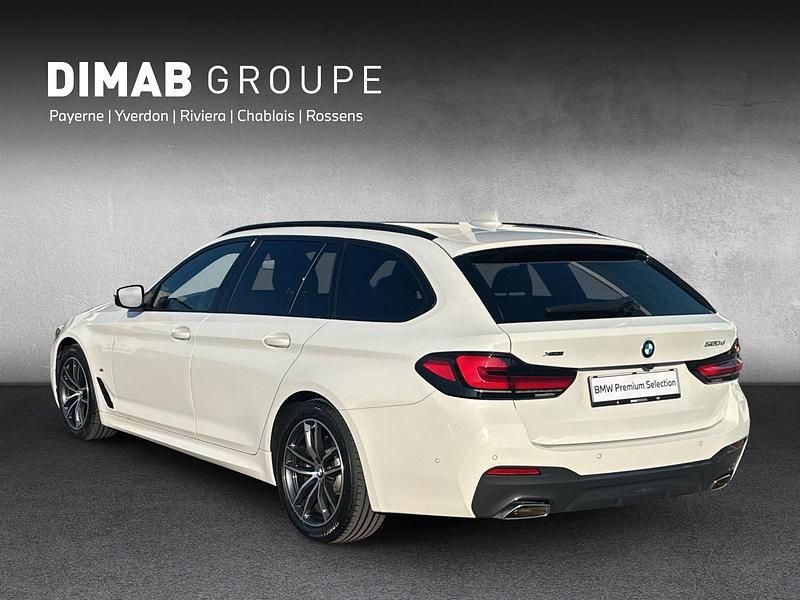 Gebraucht BMW 520 M Sport 190 PS (139 kW) 2024 Weiss Kombi