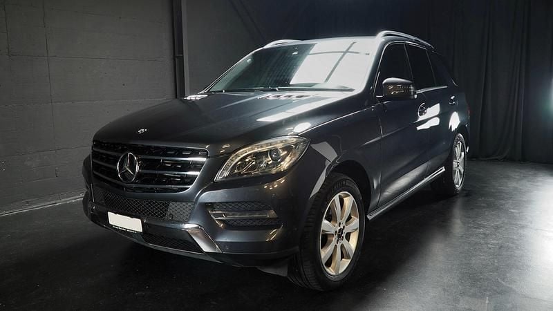 Gebraucht Mercedes ML350 Executive 258 PS (189 kW) 2014 SUV