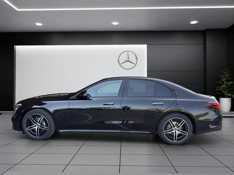 Neu Mercedes E220 197 PS (144 kW) 2025 Schwarz Limousine