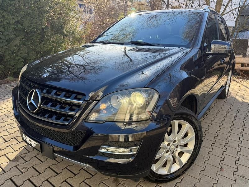 Gebraucht Mercedes ML350 Edition 231 PS (169 kW) 2011 SUV