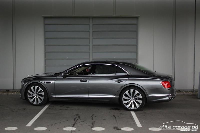 Gebraucht Bentley Flying Spur 550 PS (404 kW) 2022 Limousine
