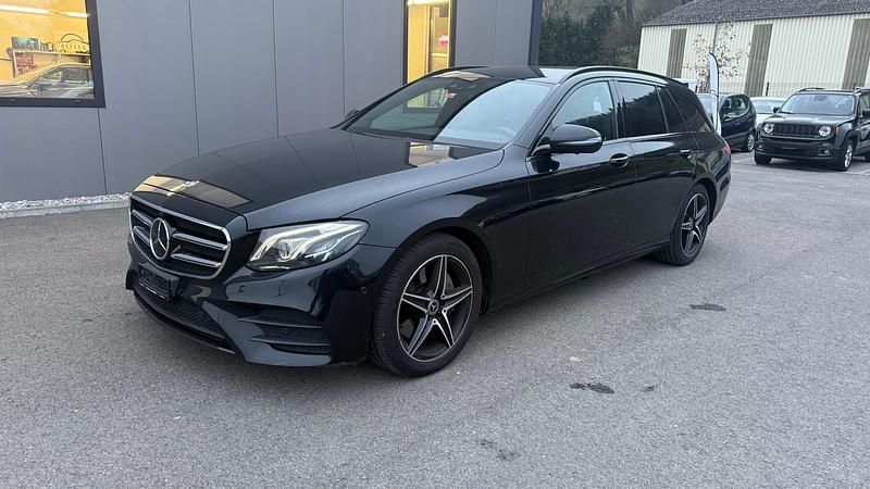 Gebraucht Mercedes E220 AMG line 194 PS (142 kW) 2019