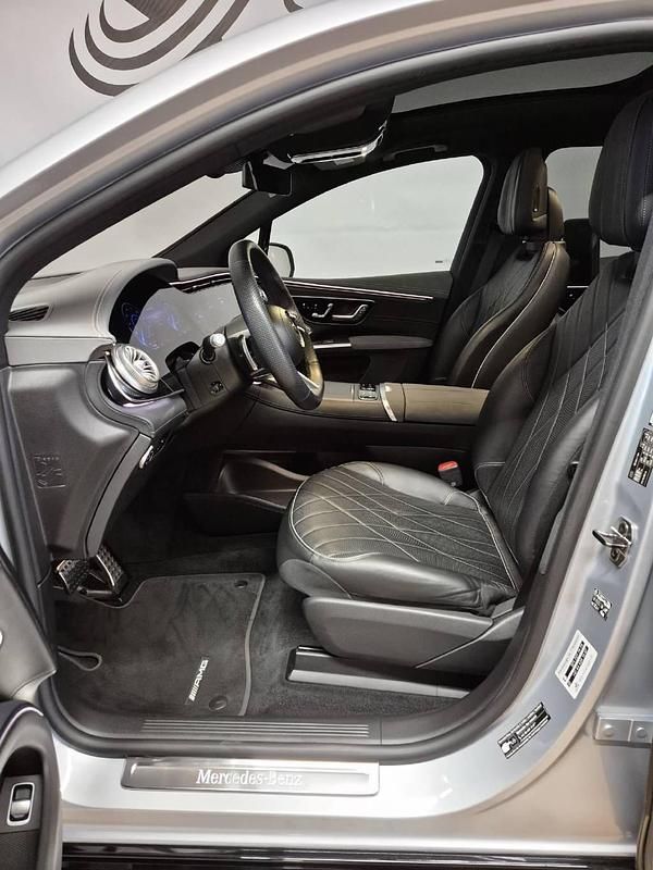 Gebraucht Mercedes EQS580 400 kW (544 PS) 2022 Silber SUV