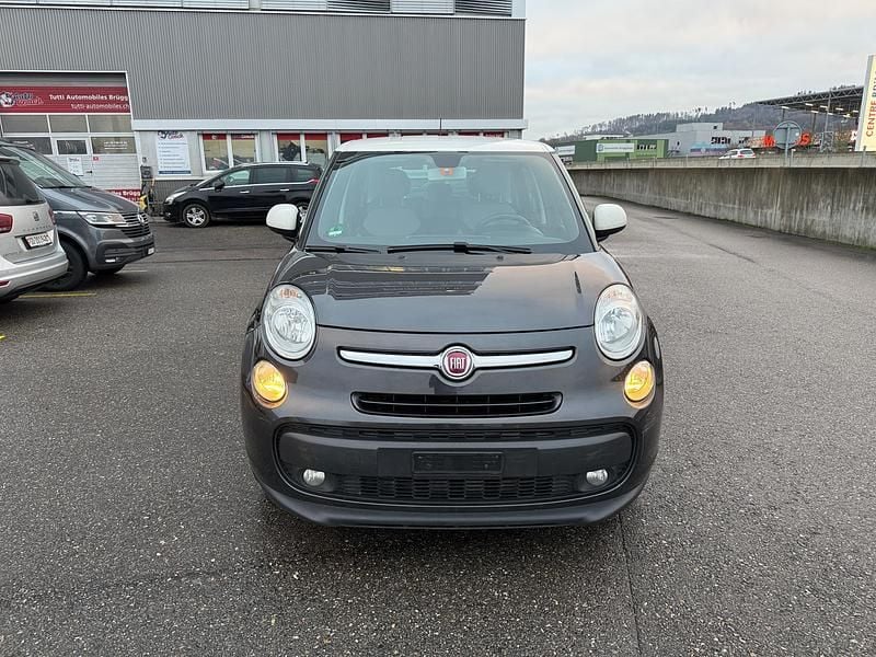 Gebraucht 2014 Fiat 500L Pop Star Van / Kleinbus | CHF 3’987 (Teuer) - Bild 1/4