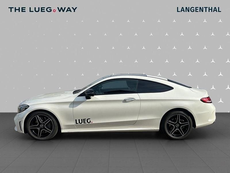 Gebraucht Mercedes C300e AMG line 272 PS (200 kW) 2022 Weiss Coupé