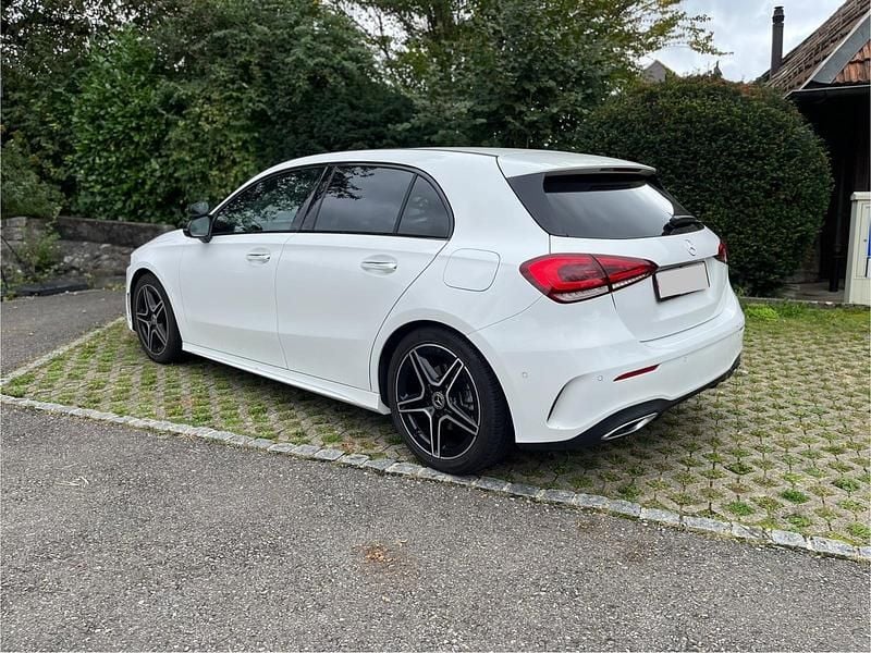 Gebraucht Mercedes A200 AMG line 163 PS (119 kW) 2023