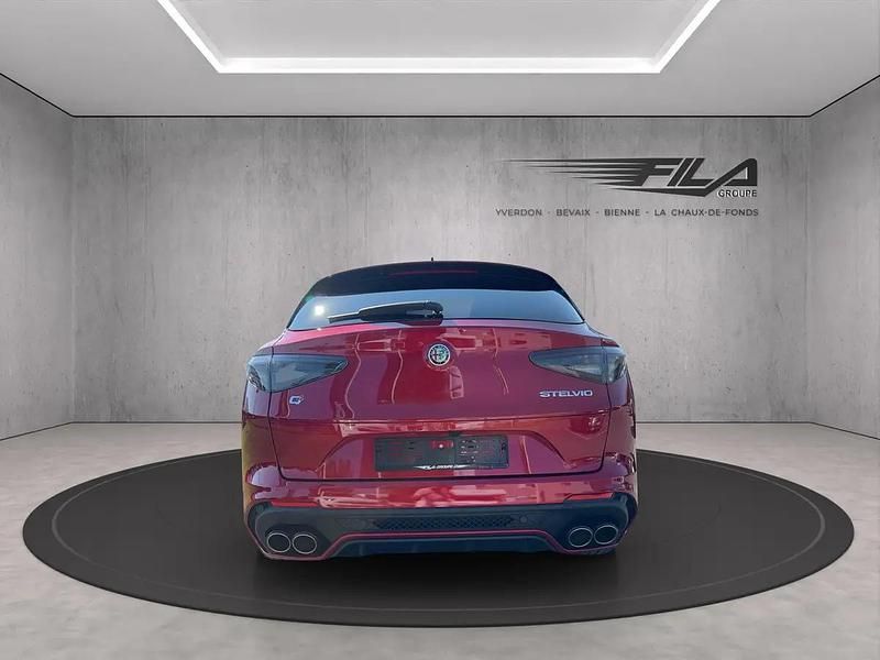 Neu Alfa Romeo Stelvio Quadrifoglio 519 PS (381 kW) 2025 Rot SUV