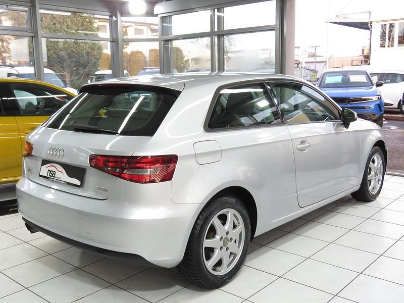 Gebraucht Audi A3 Attraction 122 PS (89 kW) 2014 Limousine