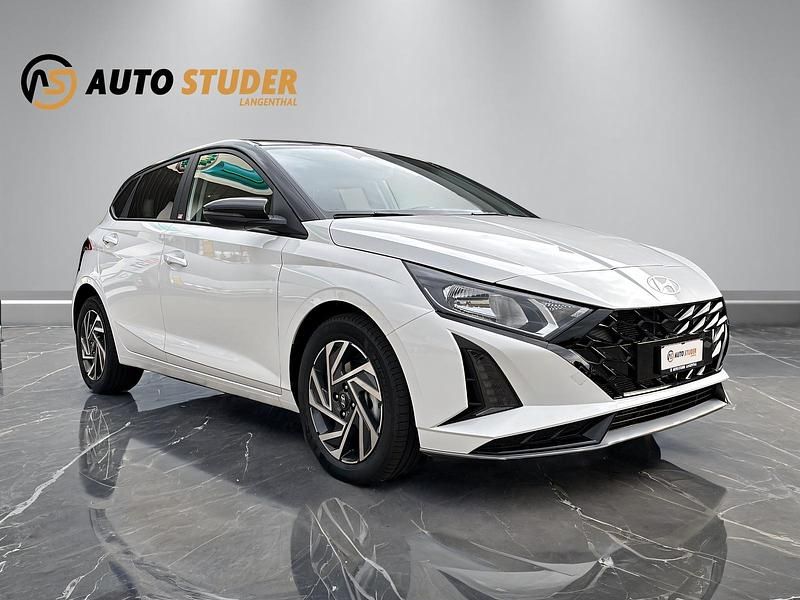 Neu Hyundai i20 90 PS (66 kW) 2025 Weiss Limousine