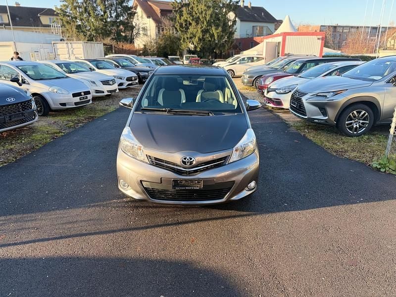 Gebraucht 2013 Toyota Yaris Premium | CHF 9’900 (Fairer Preis) - Bild 1/4