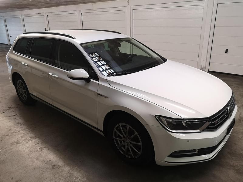 Gebraucht VW Passat Comfortline 150 PS (110 kW) 2017 Kombi
