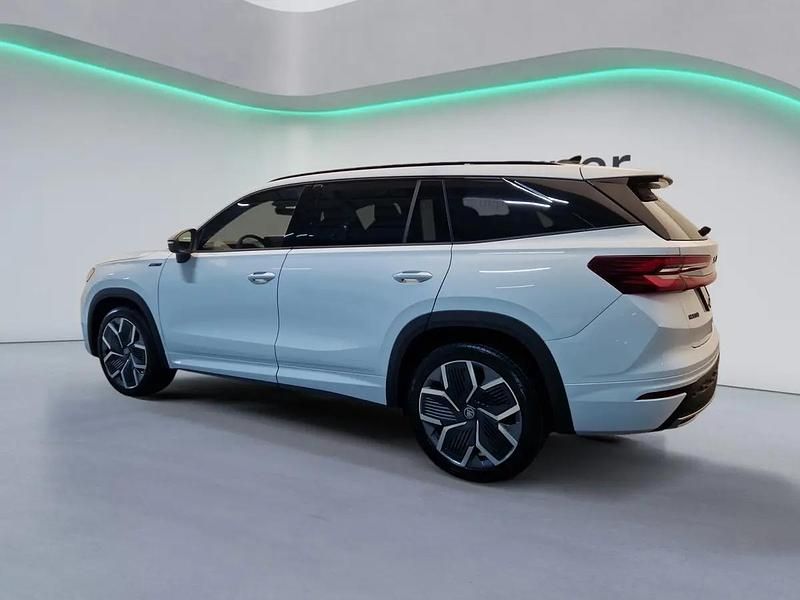Neu Skoda Kodiaq SportLine 205 PS (150 kW) 2026 Weiss SUV