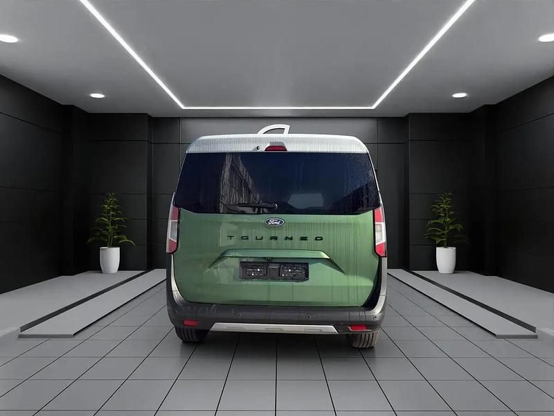 Neu Ford Tourneo Courier Active 124 PS (91 kW) 2026 Grün Van / Kleinbus