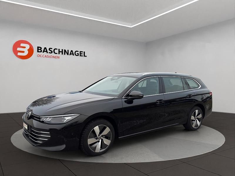 Gebraucht VW Passat Business 150 PS (110 kW) 2024 Schwarz Kombi