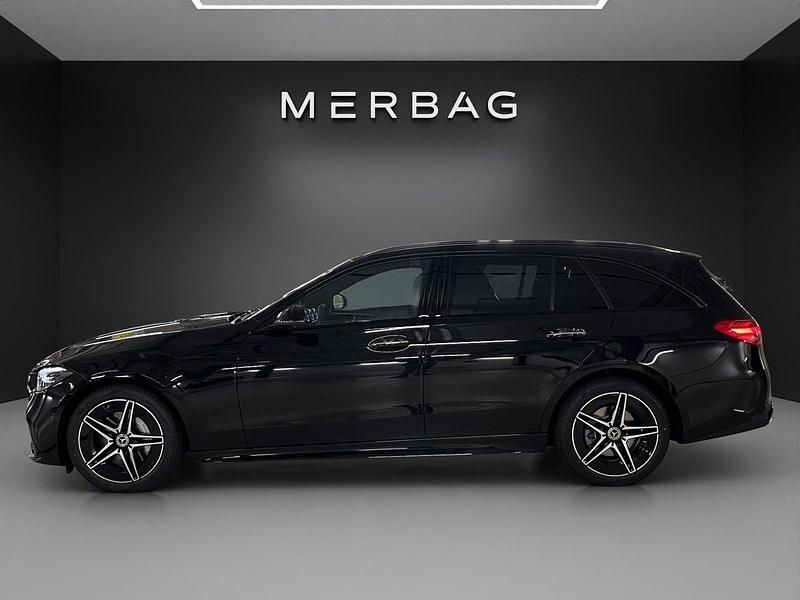 Neu Mercedes C300e 259 PS (190 kW) 2025 Schwarz Kombi