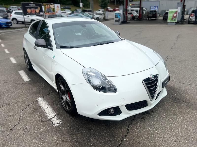 Gebraucht 2014 Alfa Romeo Giulietta Quadrifoglio Verde Kleinwagen | CHF 9’900 - Bild 1/4