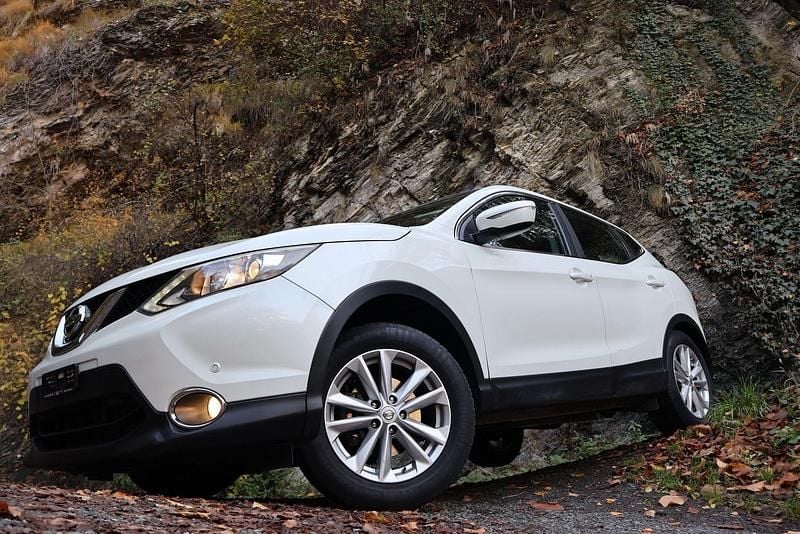 Gebraucht Nissan Qashqai Acenta 131 PS (96 kW) 2014 SUV