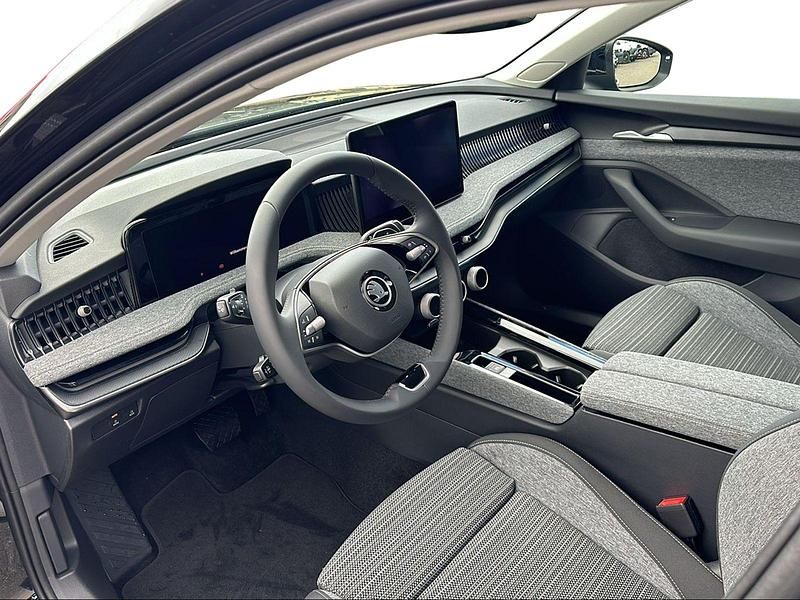 Gebraucht Skoda Superb Selection 150 PS (110 kW) 2024 Schwarz Kombi