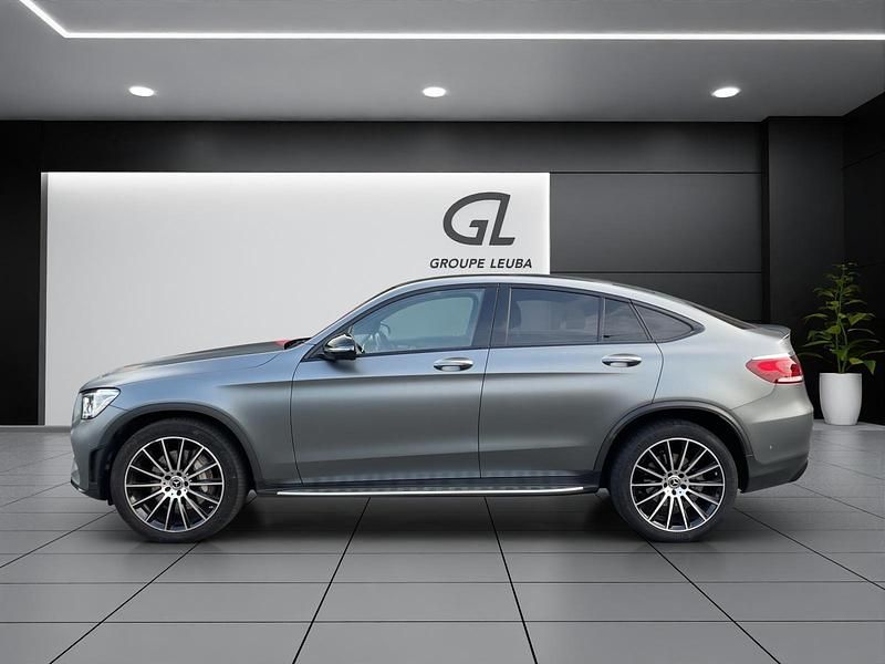 Gebraucht Mercedes GLC300 AMG line 258 PS (189 kW) 2021 Grau Coupé