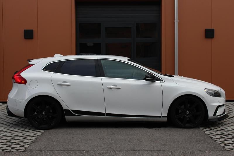 Gebraucht Volvo V40 200 PS (147 kW) 2014 Kombi