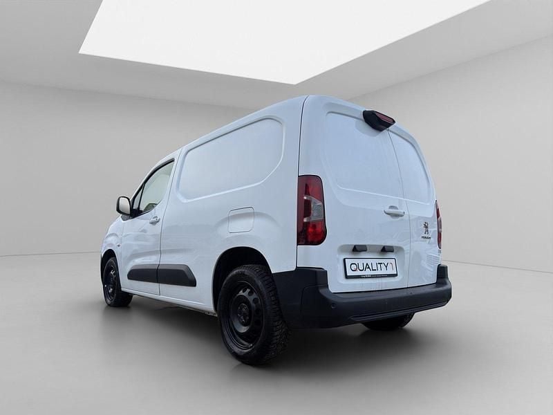 Gebraucht Peugeot Partner S 130 PS (95 kW) 2021 Van / Kleinbus