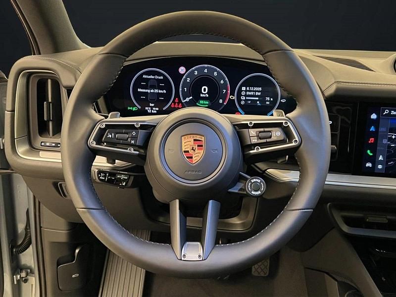 Neu Porsche Cayenne Black Edition 470 PS (345 kW) 2025 Silber SUV
